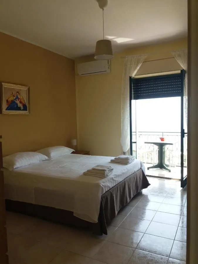 Le Stelle Di Casa Leonardo Villa Castelmola
